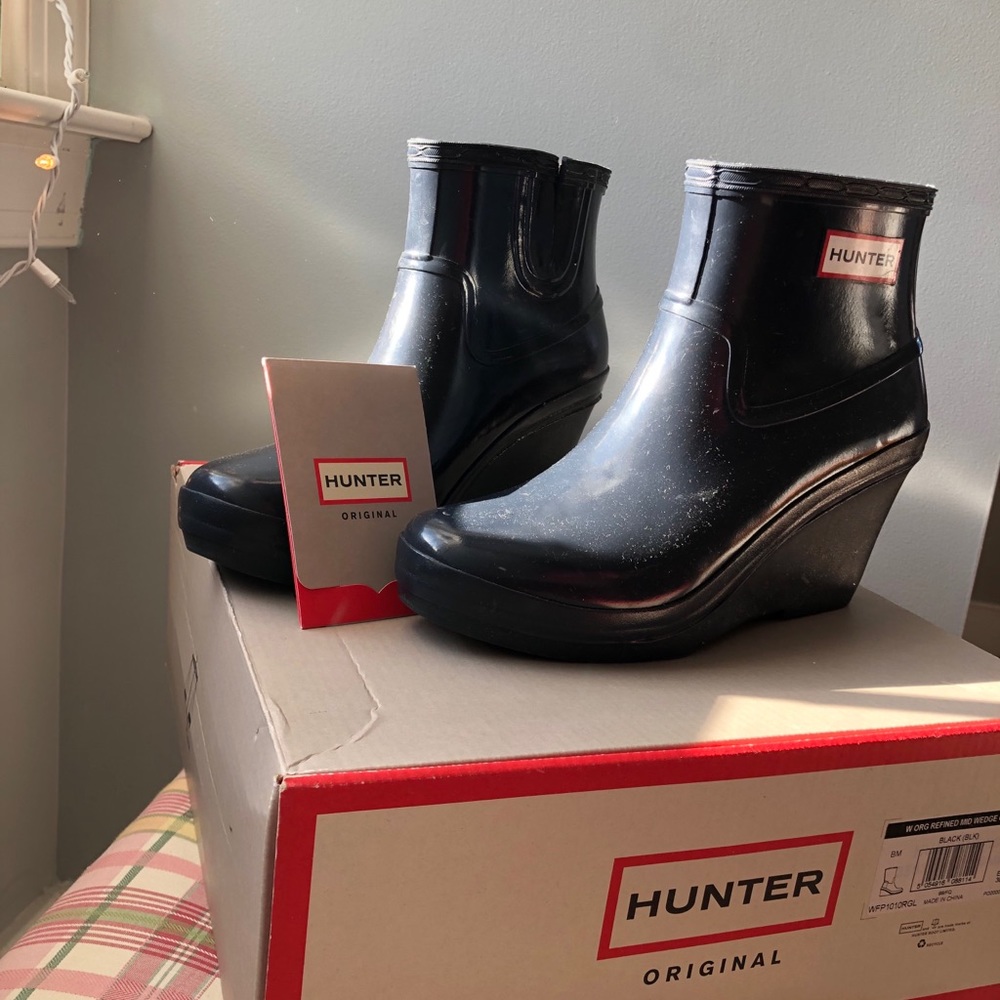 RARE Wedged Hunter Boots!!